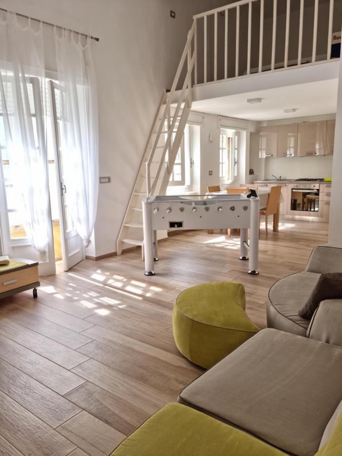 Il Civico Storico Apartment Brindisi Bagian luar foto