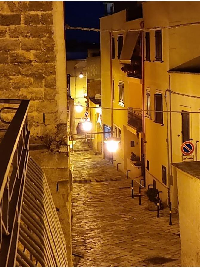 Il Civico Storico Apartment Brindisi Bagian luar foto