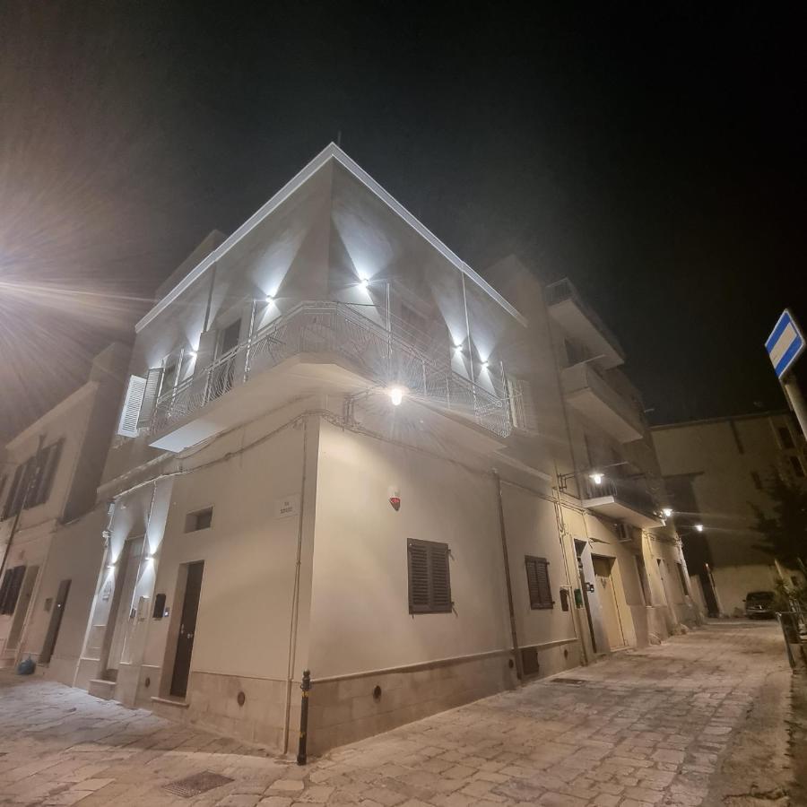 Il Civico Storico Apartment Brindisi Bagian luar foto