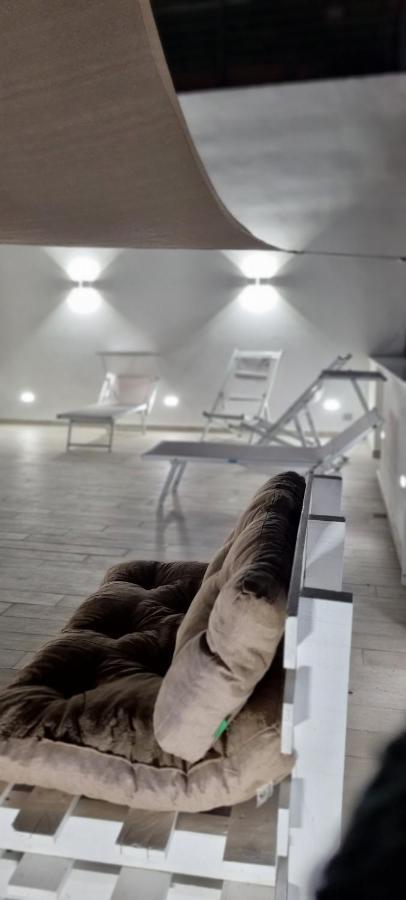 Il Civico Storico Apartment Brindisi Bagian luar foto