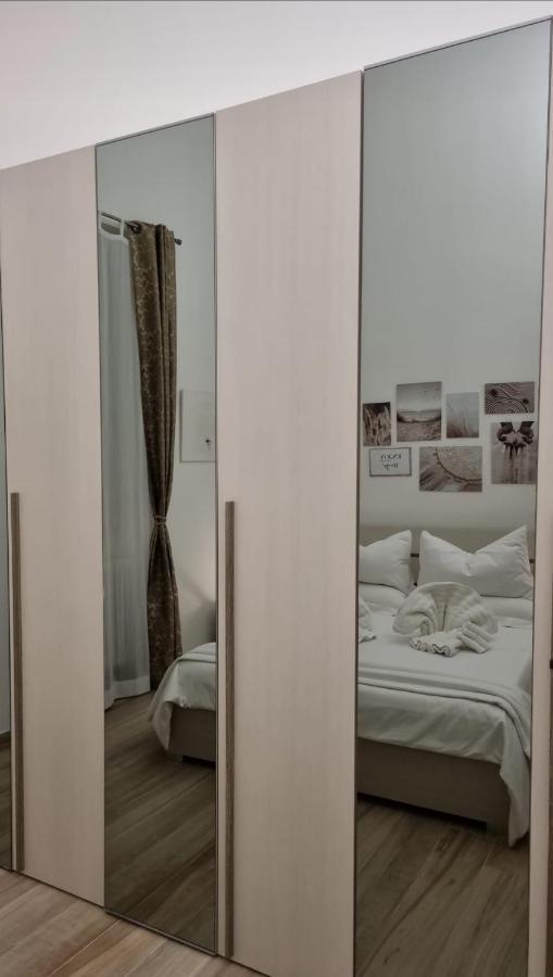 Il Civico Storico Apartment Brindisi Bagian luar foto