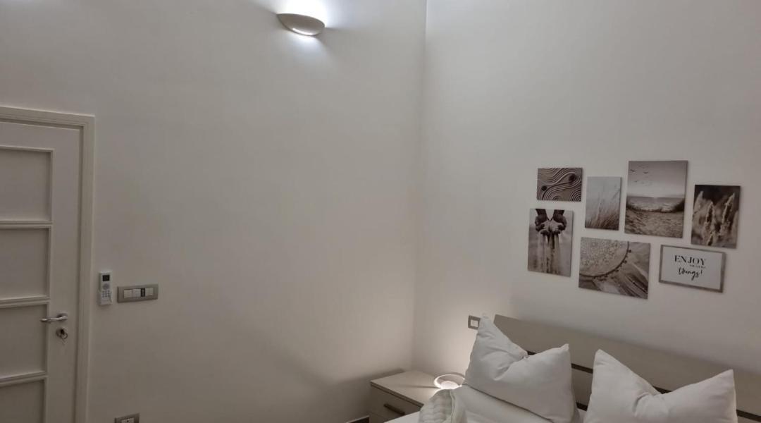 Il Civico Storico Apartment Brindisi Bagian luar foto